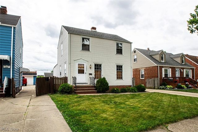 12805 Crossburn Avenue, Cleveland, OH 44135