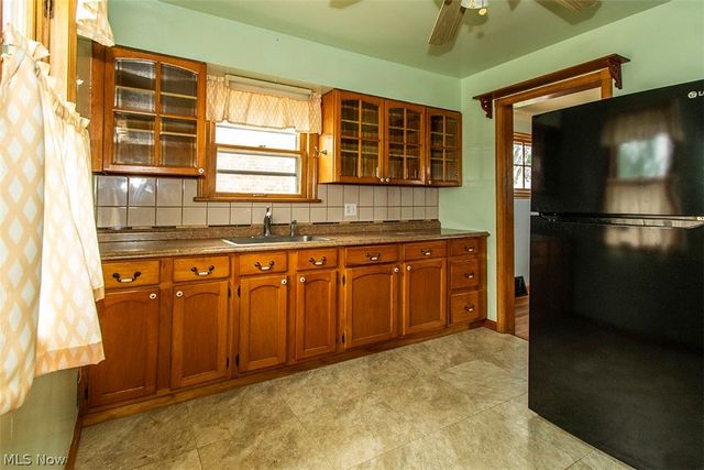 12805 Crossburn Avenue, Cleveland, OH 44135