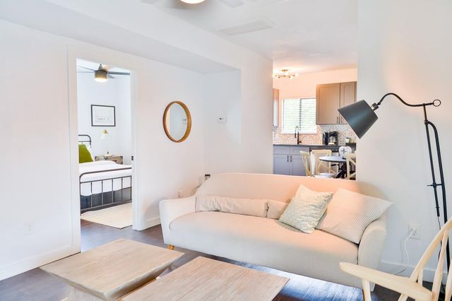 2300 Stanford Street G, Houston, TX 77006