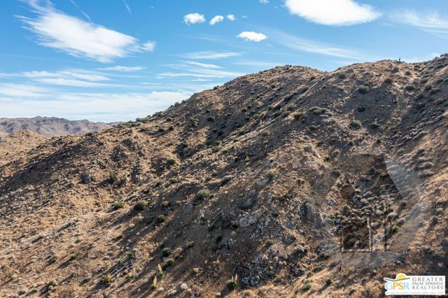 57795 Santa Barbara Drive, Yucca Valley, CA 92284