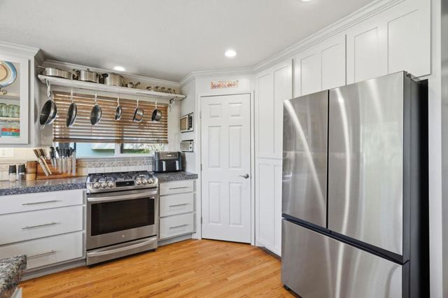 17200 Holiday Drive, Morgan Hill, CA 95037