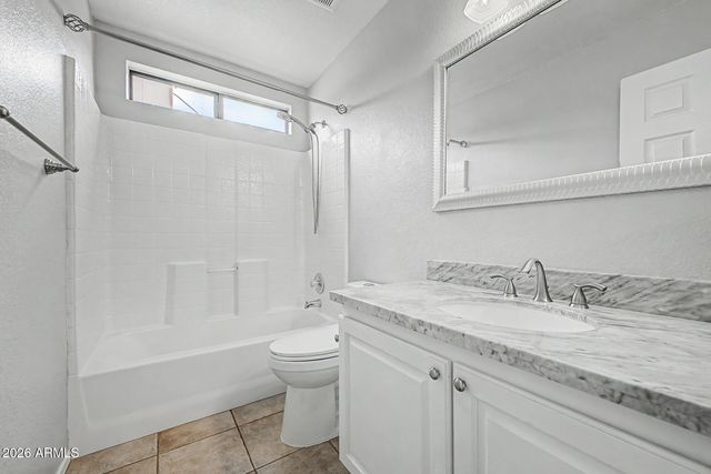 2111 E PATRICK Lane, Phoenix, AZ 85024