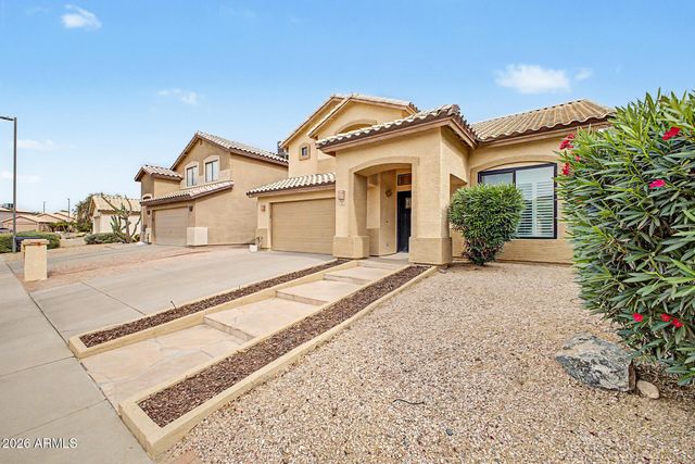 2111 E PATRICK Lane, Phoenix, AZ 85024