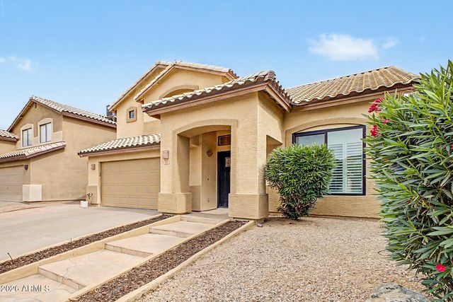 2111 E PATRICK Lane, Phoenix, AZ 85024