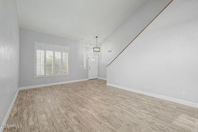 2111 E PATRICK Lane, Phoenix, AZ 85024