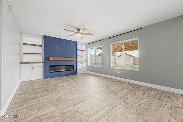 2111 E PATRICK Lane, Phoenix, AZ 85024