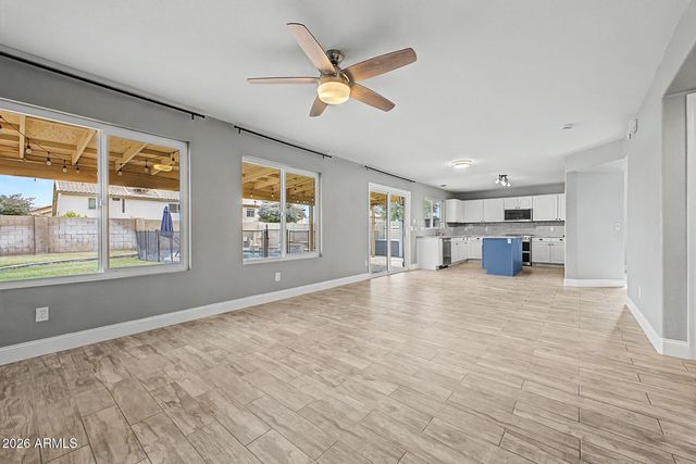 2111 E PATRICK Lane, Phoenix, AZ 85024