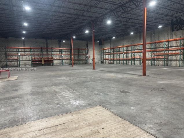 8500 NW 30th Ter, Doral, FL 33122