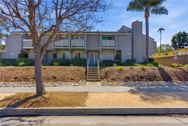 8276 Constantine Drive, Huntington Beach, CA 92646