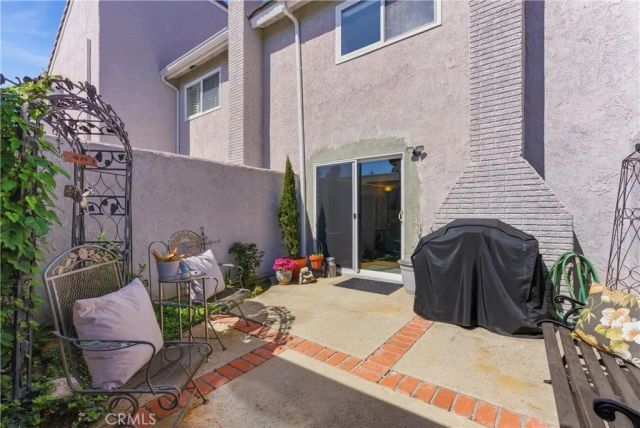 8276 Constantine Drive, Huntington Beach, CA 92646