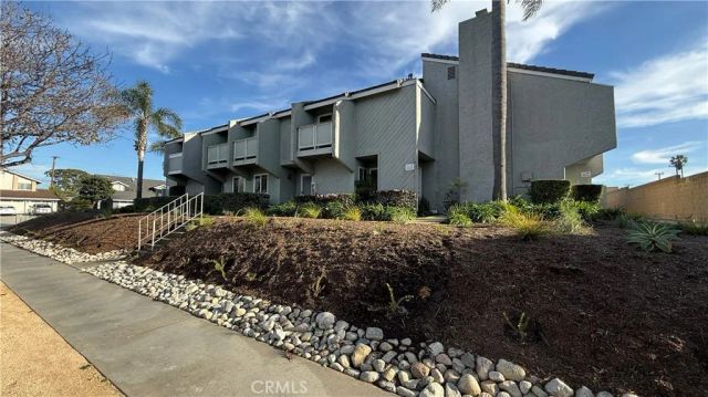 8276 Constantine Drive, Huntington Beach, CA 92646