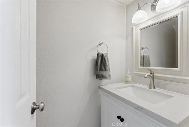 8276 Constantine Drive, Huntington Beach, CA 92646