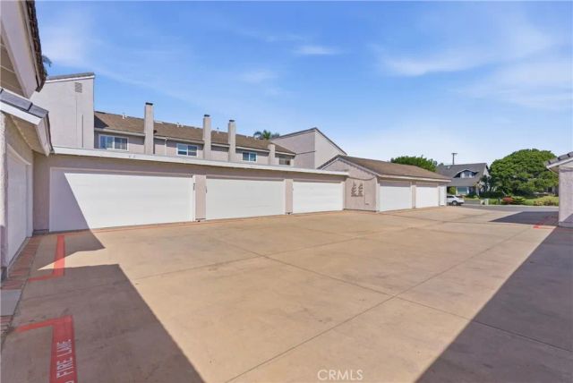 8276 Constantine Drive, Huntington Beach, CA 92646