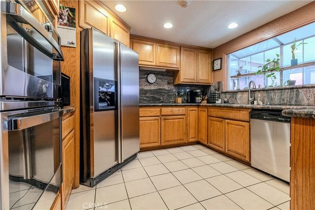 2241 N 1st Avenue, Upland, CA 91784