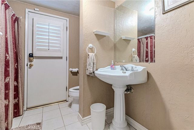 2241 N 1st Avenue, Upland, CA 91784