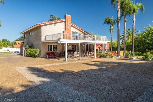 2241 N 1st Avenue, Upland, CA 91784