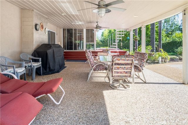 2241 N 1st Avenue, Upland, CA 91784