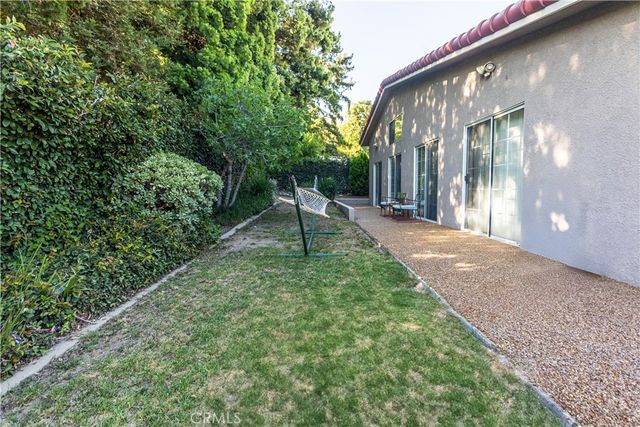 2241 N 1st Avenue, Upland, CA 91784