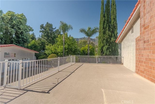 2241 N 1st Avenue, Upland, CA 91784