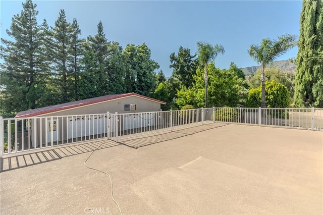 2241 N 1st Avenue, Upland, CA 91784