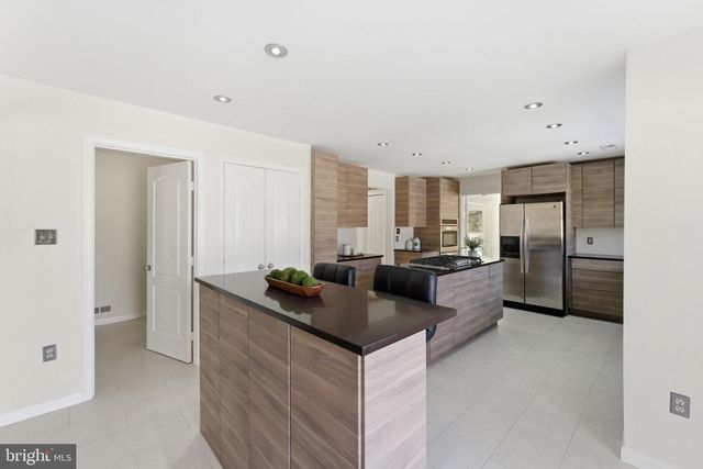 609 SEMINOLE CREEK WAY, Silver Spring, MD 20904