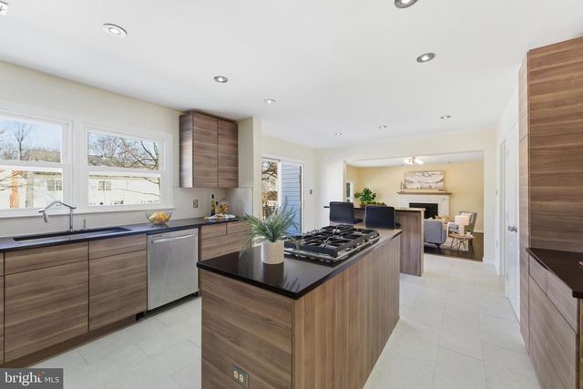 609 SEMINOLE CREEK WAY, Silver Spring, MD 20904