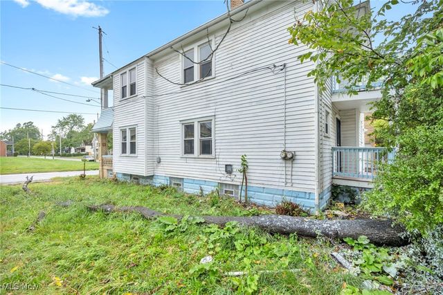 12301 Forest Avenue, Cleveland, OH 44120