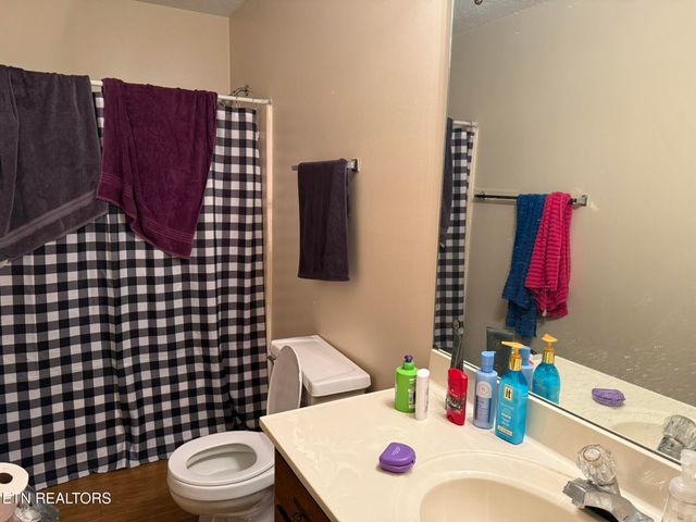 1817 Meadowland Lane, Louisville, TN 37777