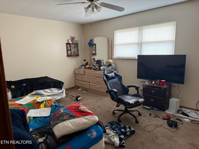 1817 Meadowland Lane, Louisville, TN 37777