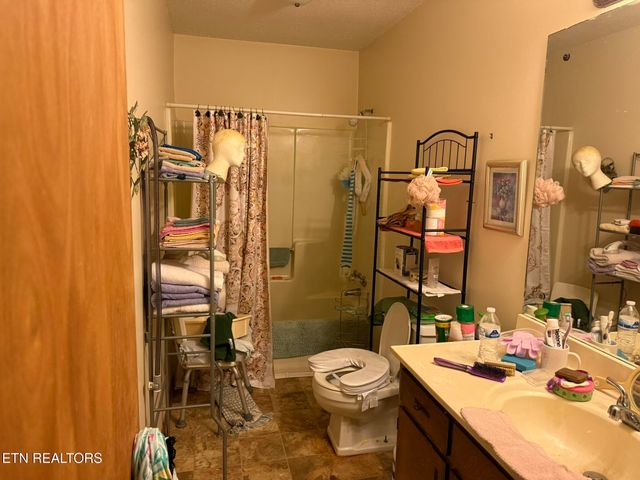 1817 Meadowland Lane, Louisville, TN 37777