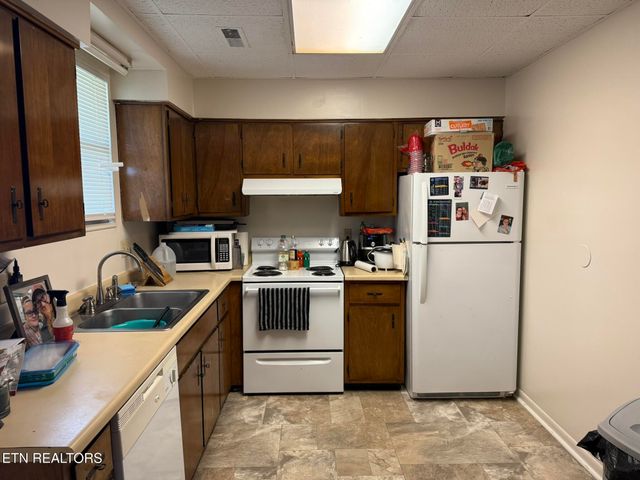 1817 Meadowland Lane, Louisville, TN 37777