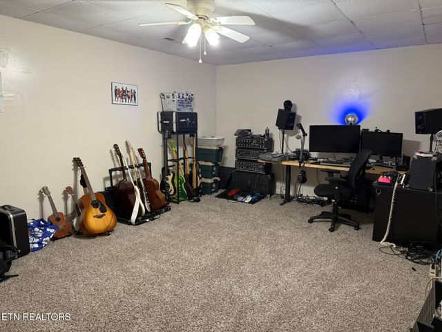 1817 Meadowland Lane, Louisville, TN 37777