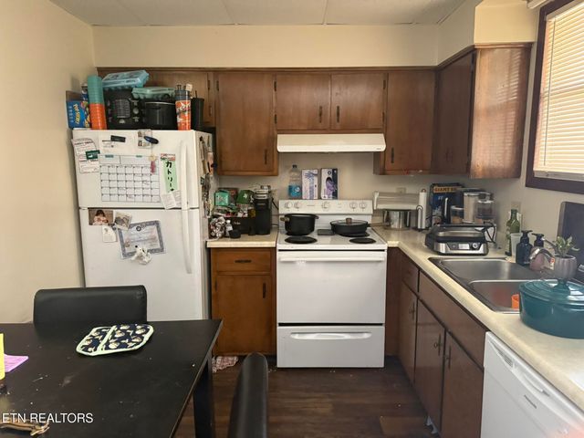 1817 Meadowland Lane, Louisville, TN 37777