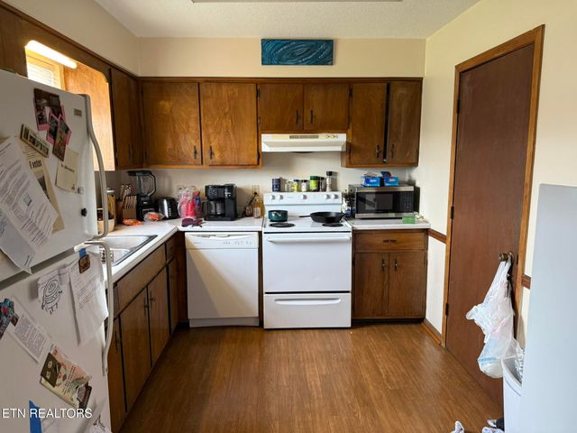 1817 Meadowland Lane, Louisville, TN 37777