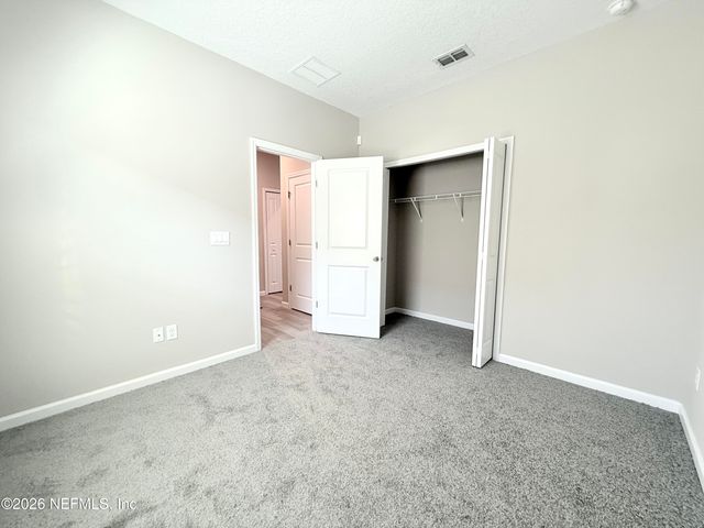 1699 ENCLAVE Road, Jacksonville, FL 32211