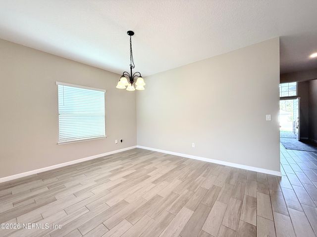 1699 ENCLAVE Road, Jacksonville, FL 32211