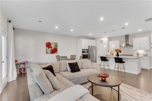 624 Spadina Road, Marietta, GA 30060