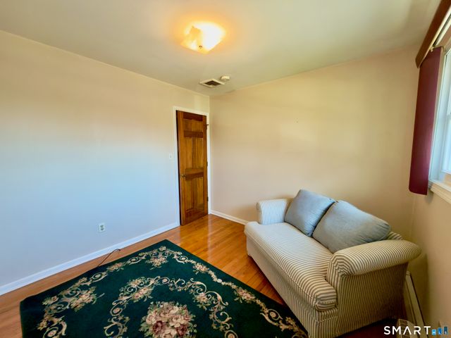 25 Greenfield Avenue, Waterbury, CT 06708