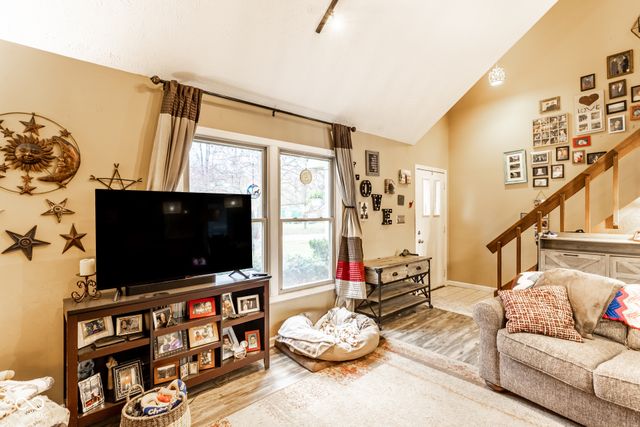 462 San Carlos Drive, Greenwood, IN 46142