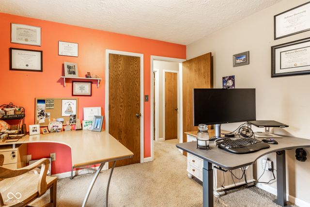 462 San Carlos Drive, Greenwood, IN 46142