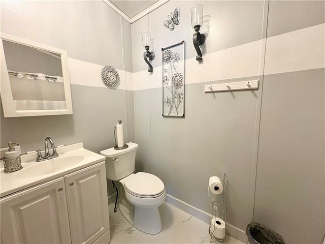 111 Pembrooke Dr, Salem Twp, PA 15626