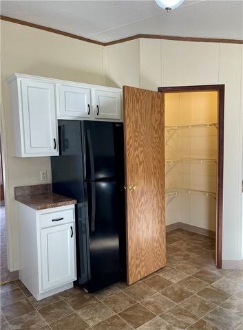 111 Pembrooke Dr, Salem Twp, PA 15626