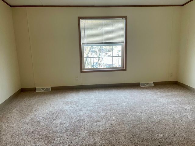 111 Pembrooke Dr, Salem Twp, PA 15626