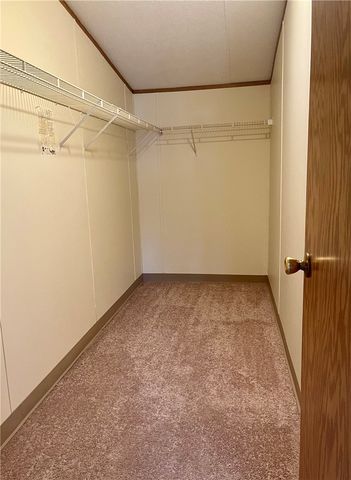 111 Pembrooke Dr, Salem Twp, PA 15626