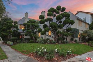 9675 Charleville Boulevard, Beverly Hills, CA 90212