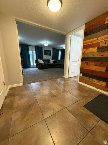 4196 S 800 W, Riverdale, UT 84405