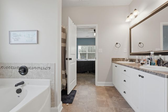 192 Lacebark Pine Way, Beech Island, SC 29842