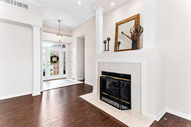 3701 Cobblefield Drive, Evansville, IN 47711