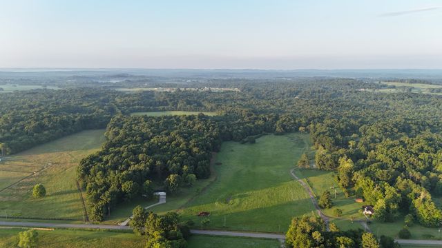 161 Hopkins Bridge Rd, Unionville, TN 37180