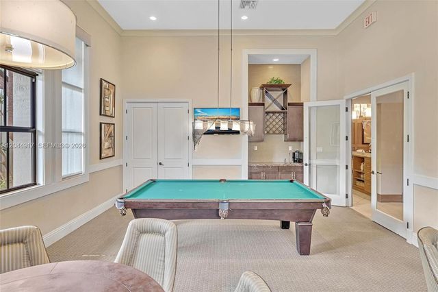 8289 NW 38th St, Cooper City, FL 33024